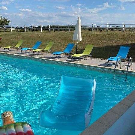 Loveyou Villalunoterie Futuroscope Piscine Spa 4Pers Oyre Extérieur photo