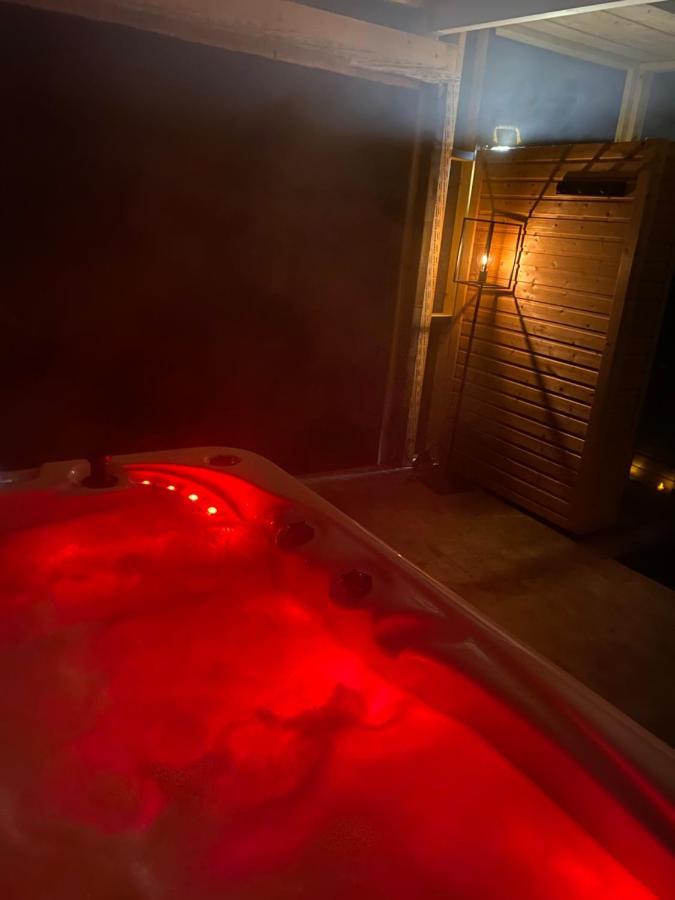 Loveyou Villalunoterie Futuroscope Piscine Spa 4Pers Oyre Extérieur photo